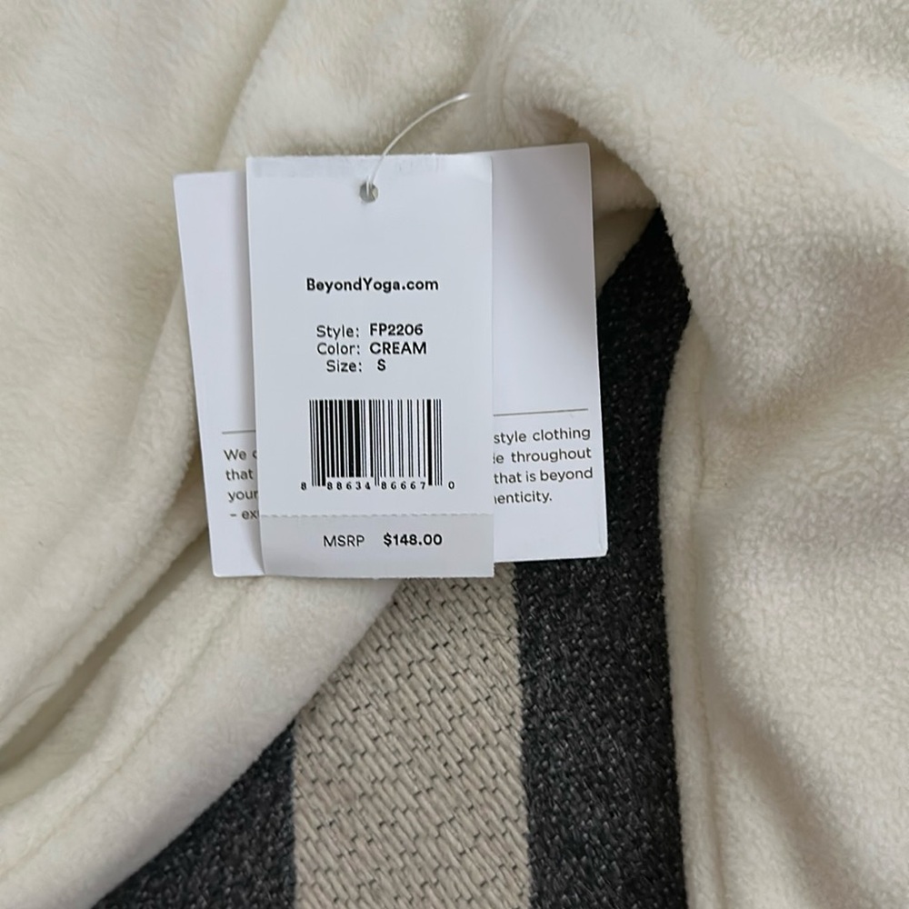 NWT Beyond Yoga Feeling Chill Jacket Size Small - Picture 5 of 5